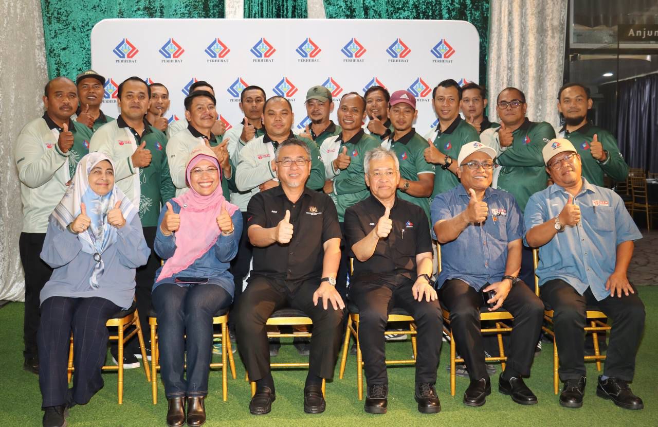 DEPUTY MINISTER OF DEFENCE WORKING VISIT TO THE USAHAWANTANI PUTRAâ€“PERHEBAT PROGRAMME